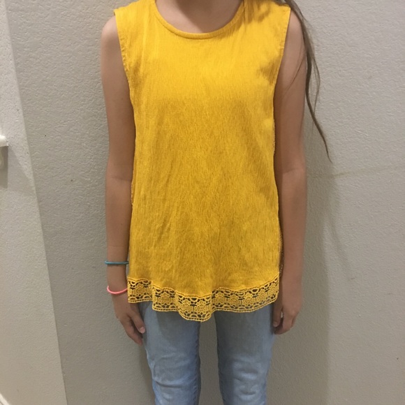 Zara Other - Zara Yellow Girls Top